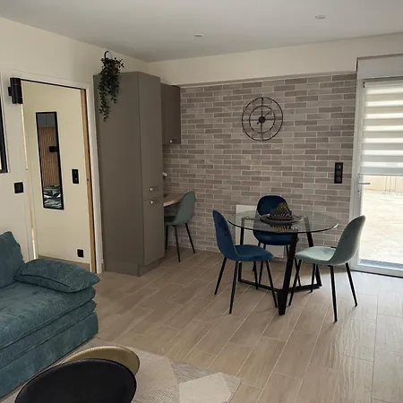 Cosy Au Coeur Du 15e - 1br-3p شقة *